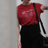 1786 April Day Graphic Basic T-Shirt / Red